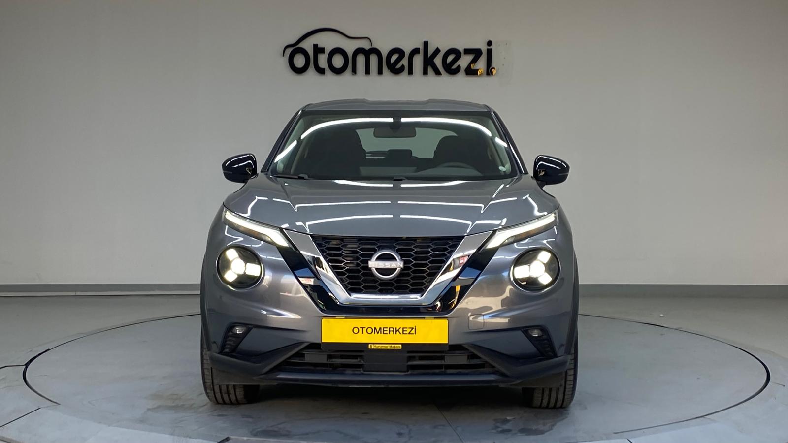 NISSAN JUKE 8